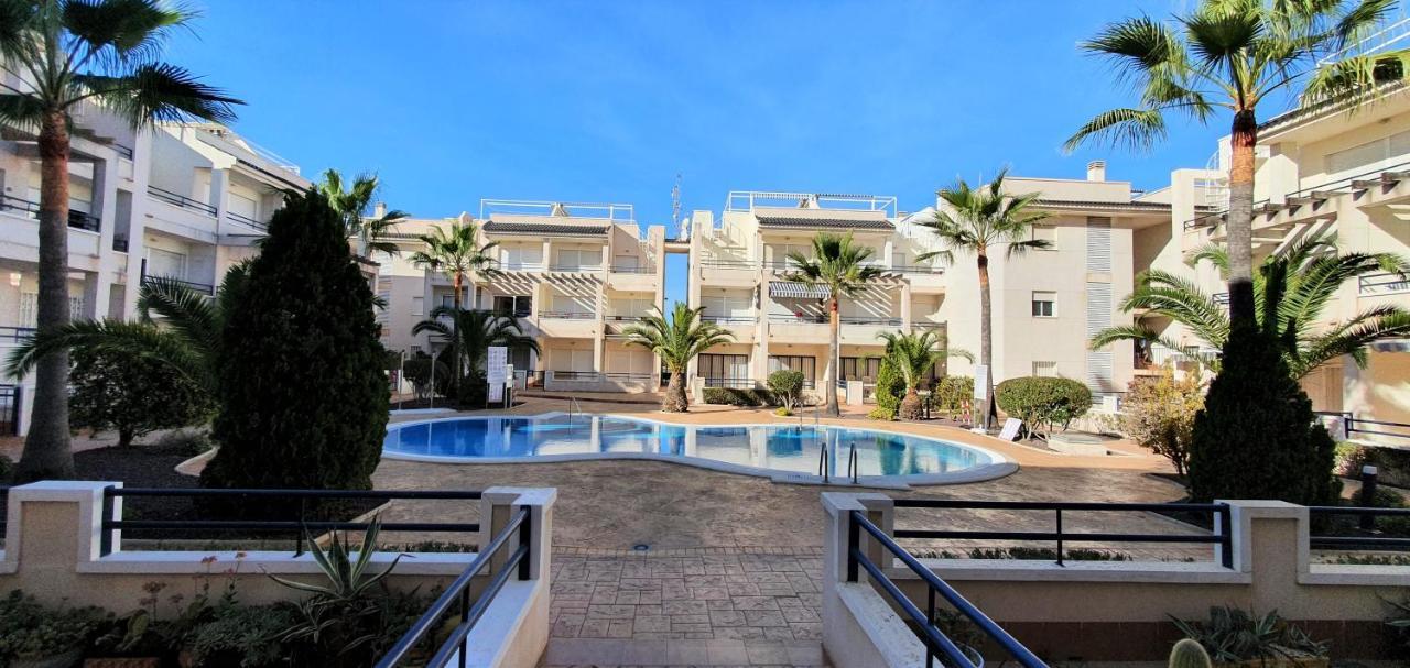 Appartamento Chilledholidays Torrevieja Esterno foto